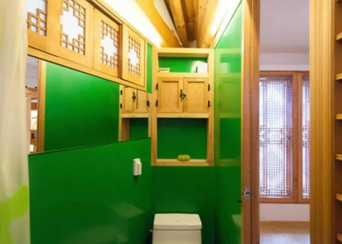 Korean Traditional House Built By Masters Pensión *