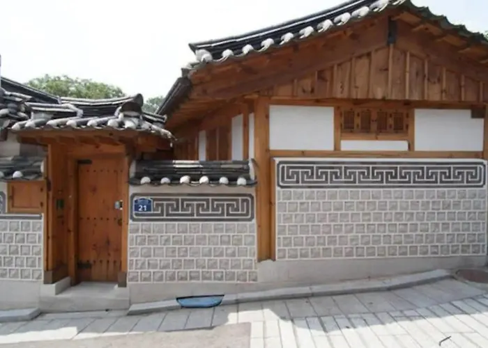 Pensión Korean Traditional House Built By Masters